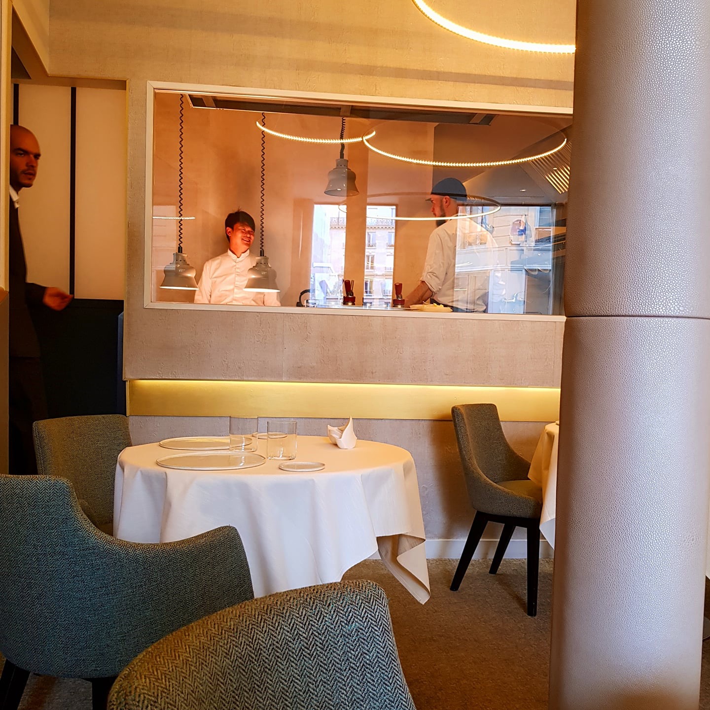 CF1E66CE-D301-4675-8259-74ECB165E26A